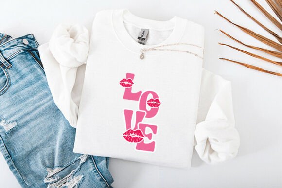 Reviewing the Love Lips Valentine Typography Design